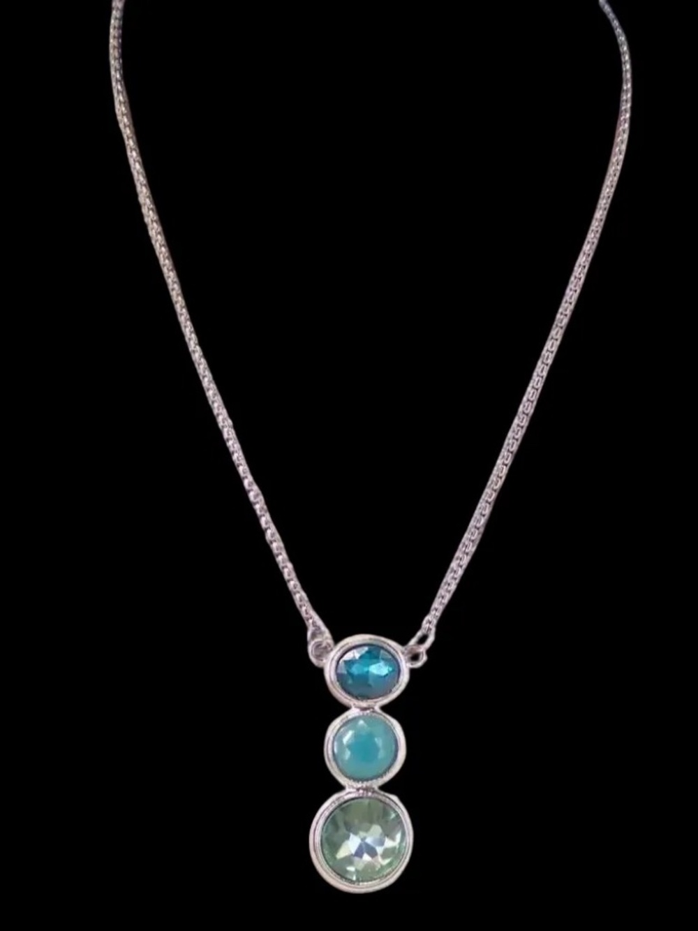Skipping Stone Sea Sky Monet Pendant Silver Tone 18" Chain Aquamarine Blue Green